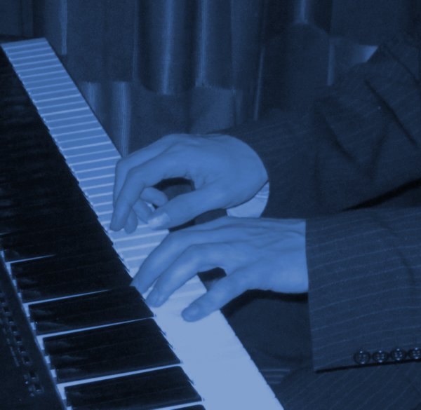 Cocktail jazz piano, jazz pianist and jazz band for hire.